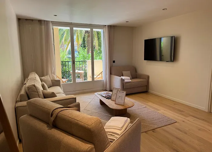 Daire Avec Terrasse Et Parking Centre St-tropez *