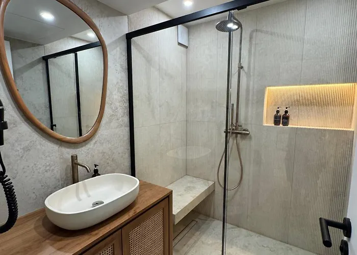 Avec Terrasse Et Parking Centre St-tropez Апартаменты Сен-Тропе